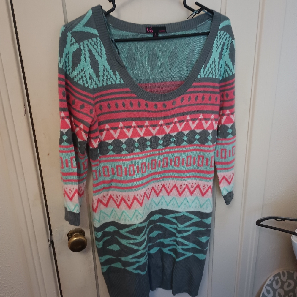 T/o Sweater Geometric Sweater Sz L